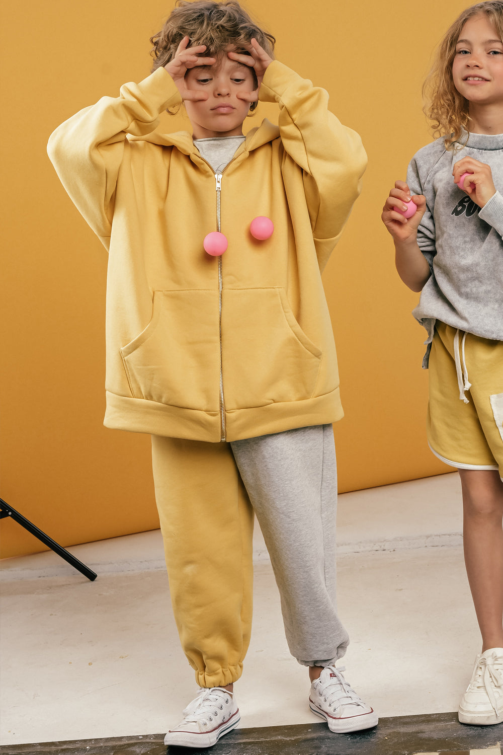 bluza dziecięca- WIDE ZIP BANANA HOODIE