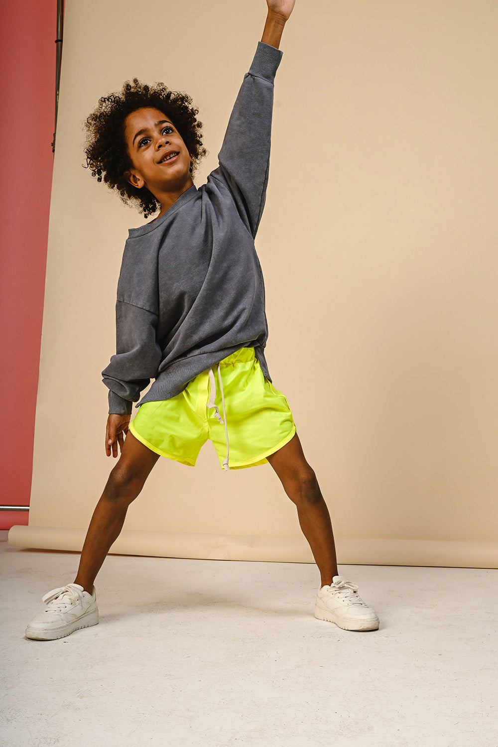 szorty dziecięce - SWIM SHORTS neon yellow