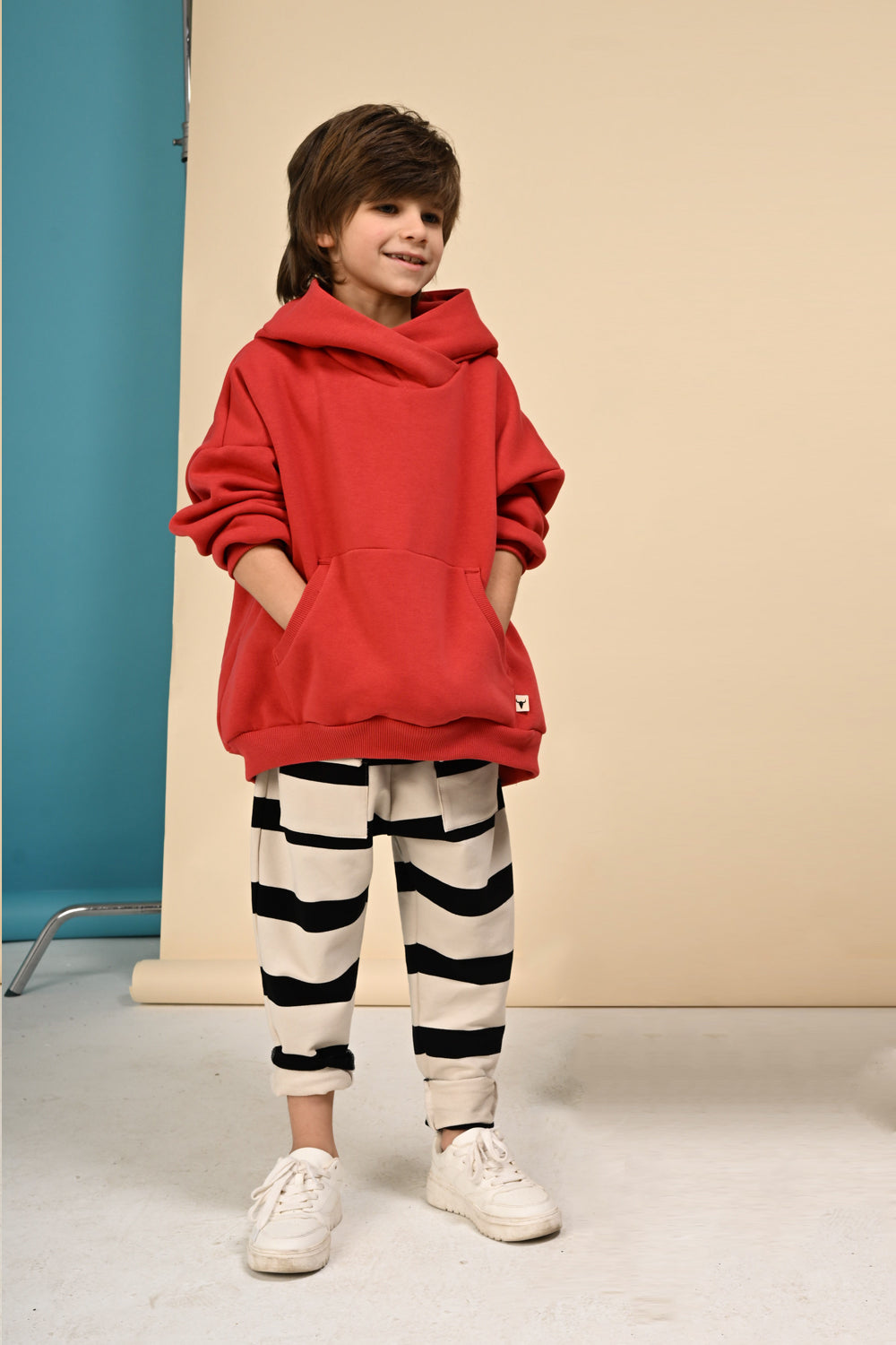 bluza dziecięca- RED WIDE HOODIE red