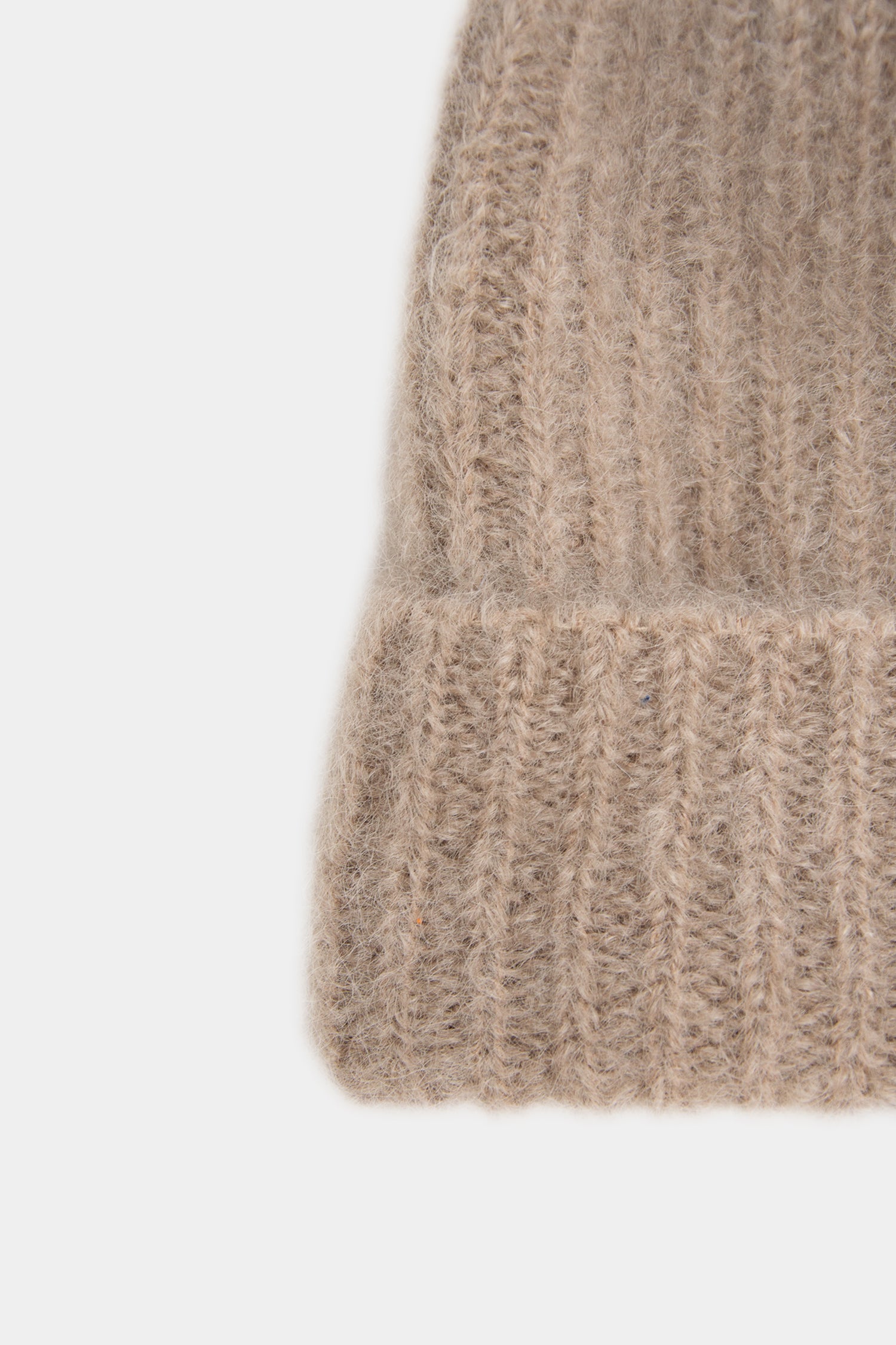 czapka dziecięca- FLUFF BEANIE beige