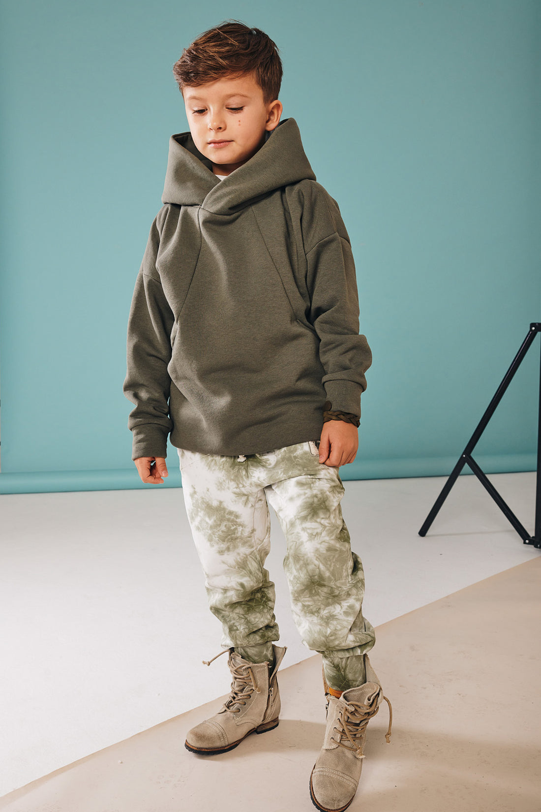 bluza dziecięca- POCKET WARM HOODIE khaki