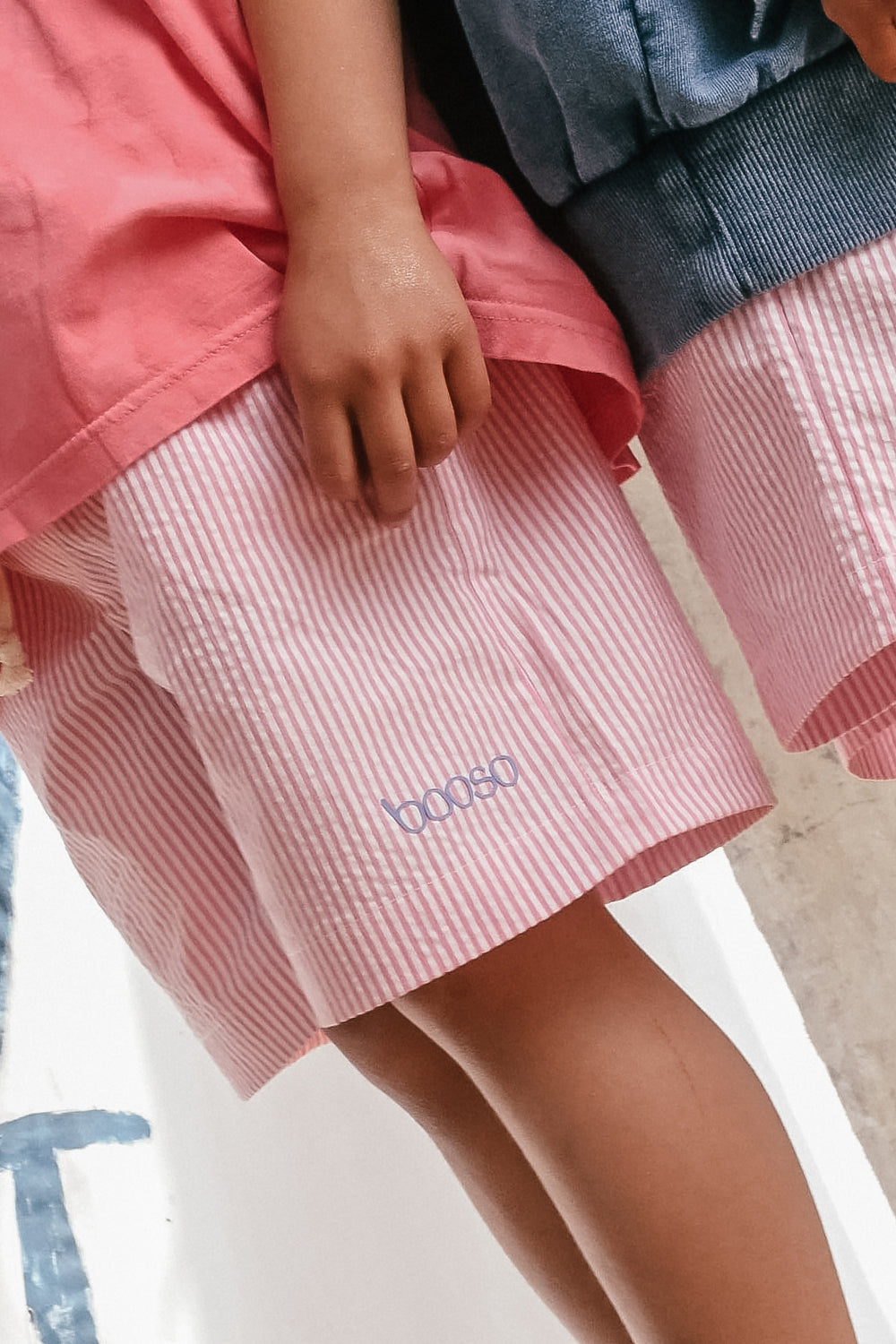 szorty dziecięce- STRIPED SHORTS pink/white