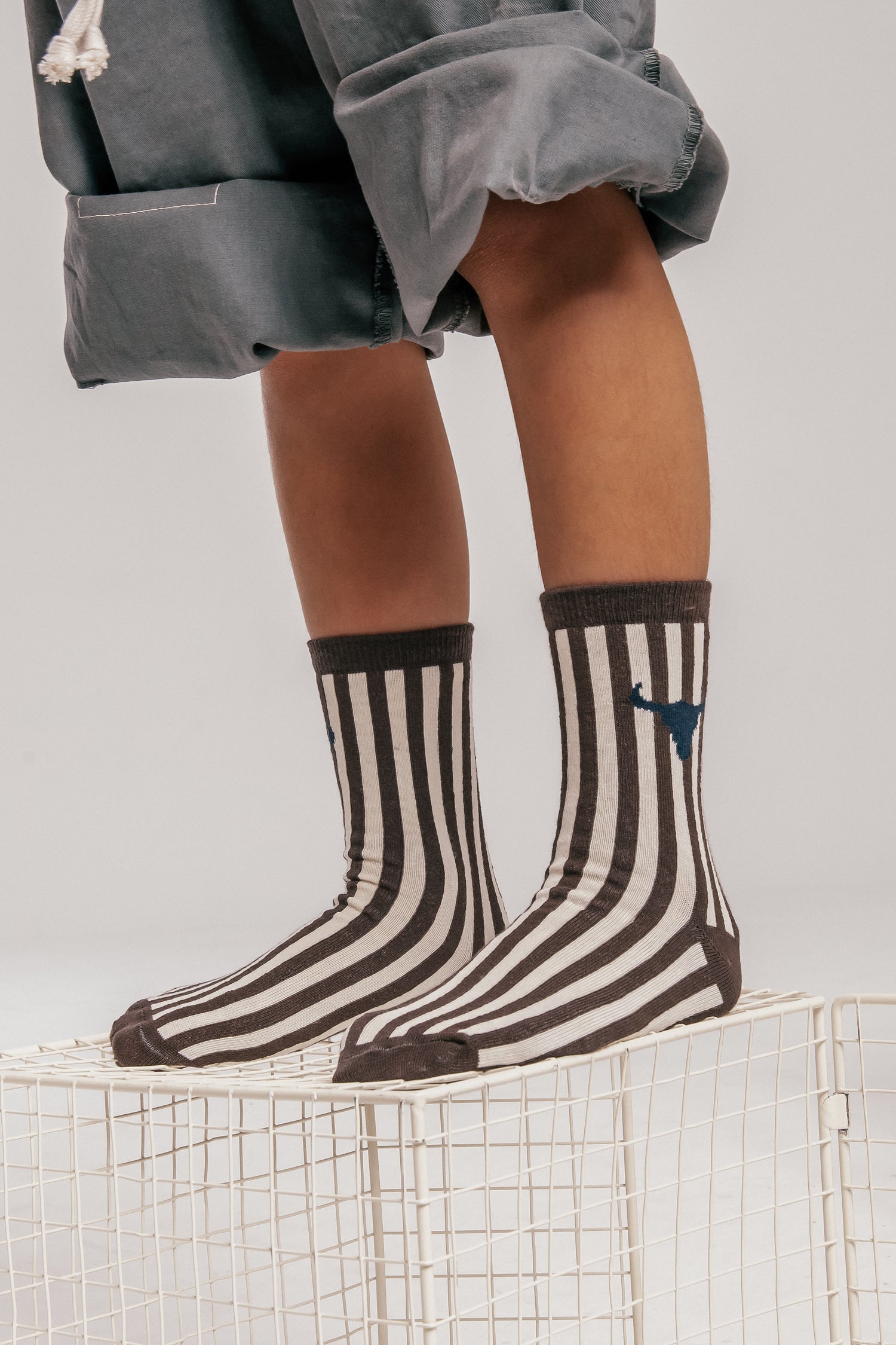 skarpetki dziecięce- STRIPED SOCKS brown