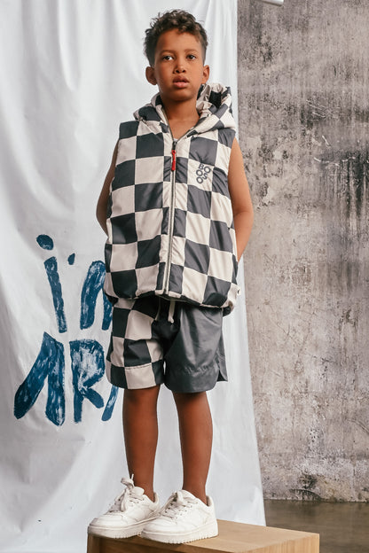 szorty dziecięce- DOUBLE NYLON CHECKED SHORTS beige/graphite