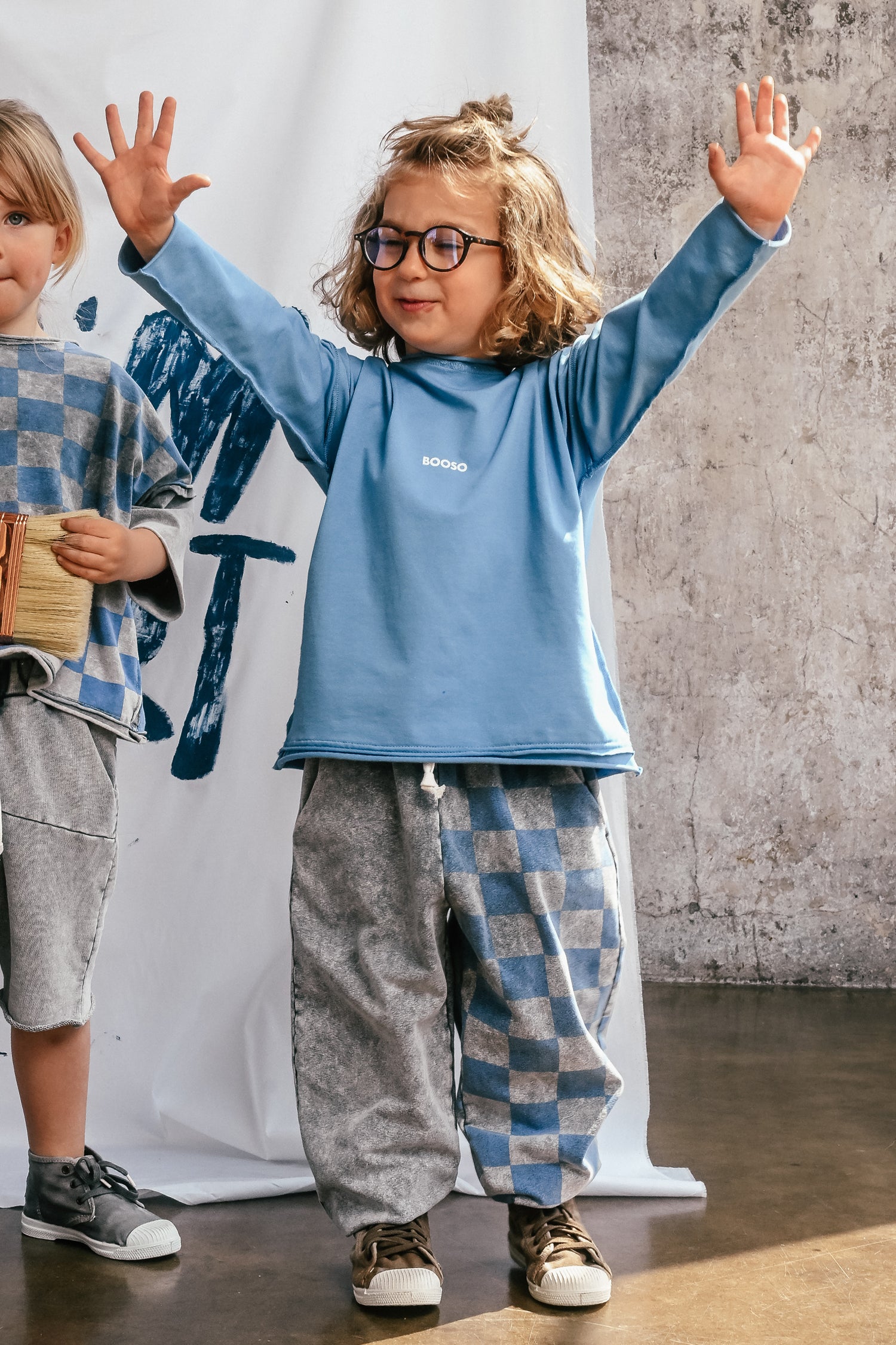 spodnie dziecięce- WIDE CHECKED PANTS gray/blue