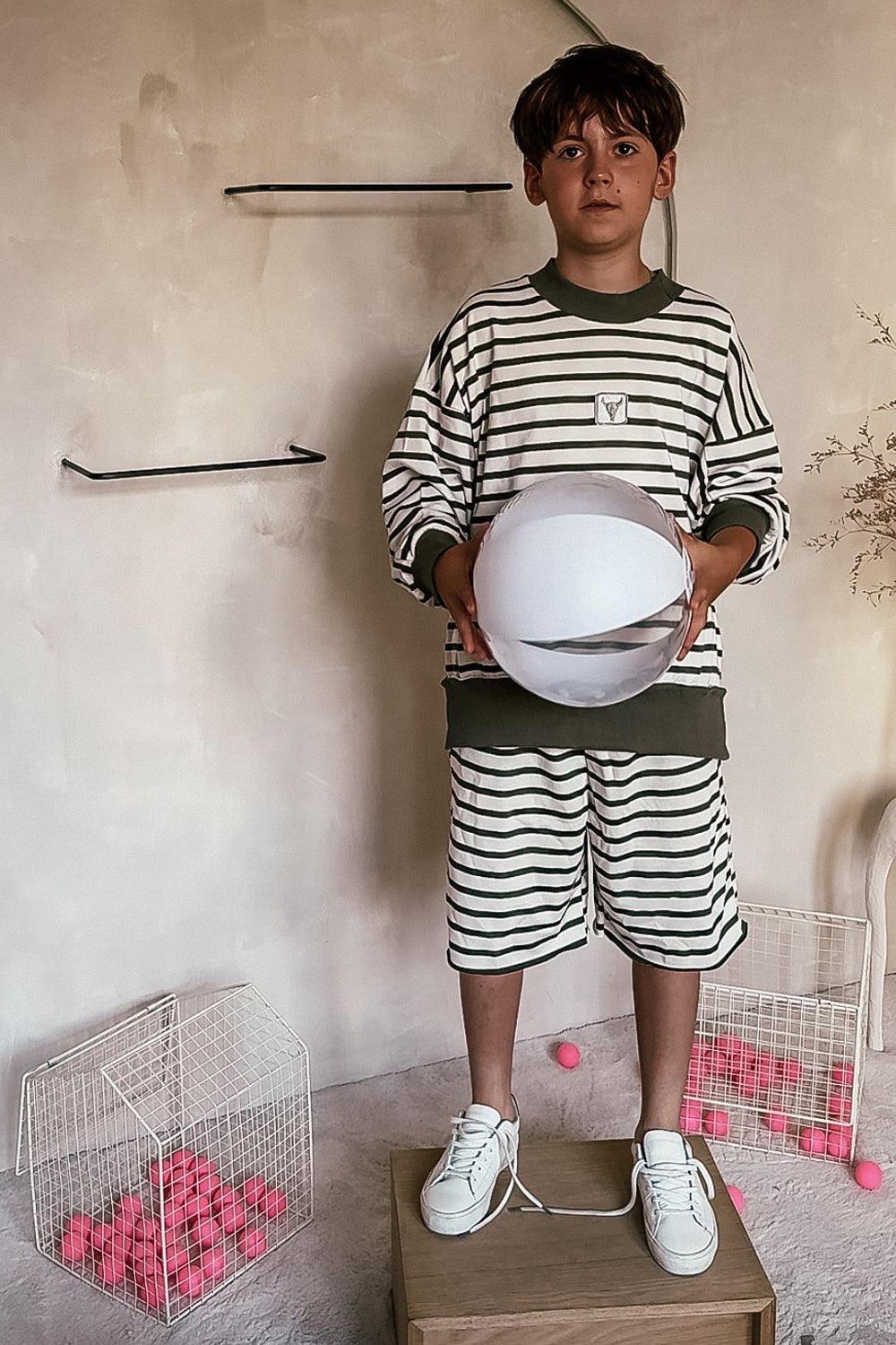 szorty dziecięce - STRIPED SHORTS ecru/khaki