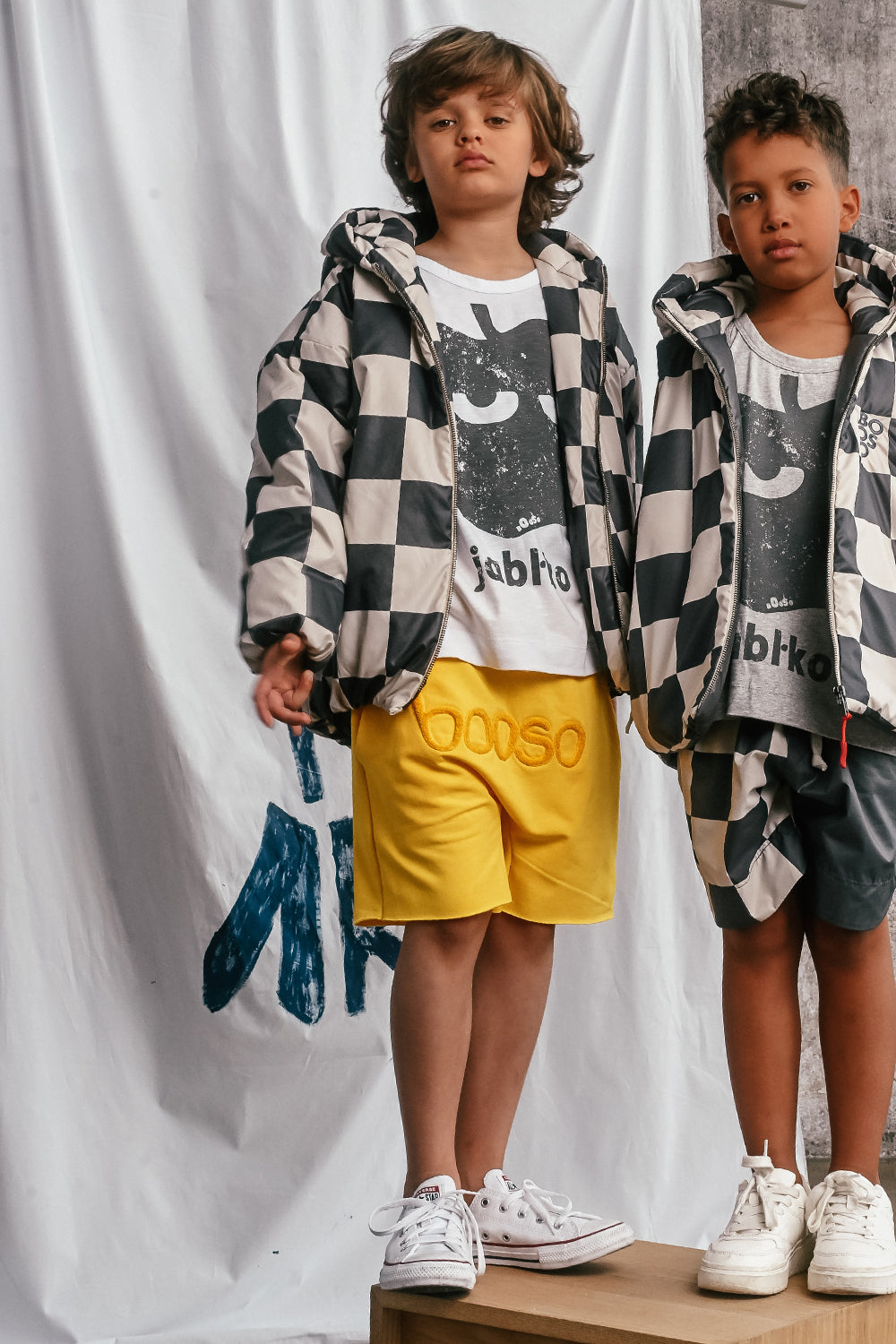 szorty dziecięce- BAGGY YELLOW SHORTS